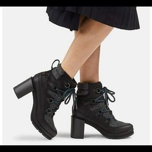 RARE Sorel Blake Lace-up Booties (7.5)